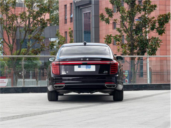4 chỗ / 5 chỗ Hongqi H9 sang trọng xăng 4 × 2 Limousine 2