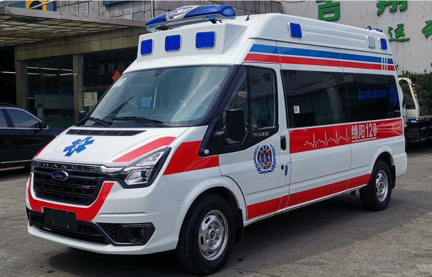 9 chỗ ngồi xe cứu thương Ford Transit Custom 4