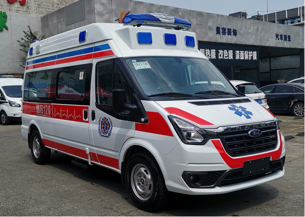 9 chỗ ngồi xe cứu thương Ford Transit Custom 3
