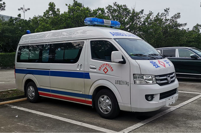 Xe cứu thương khẩn cấp y tế Futian 4×2 8 chỗ ngồi Băng xăng lái sau 0