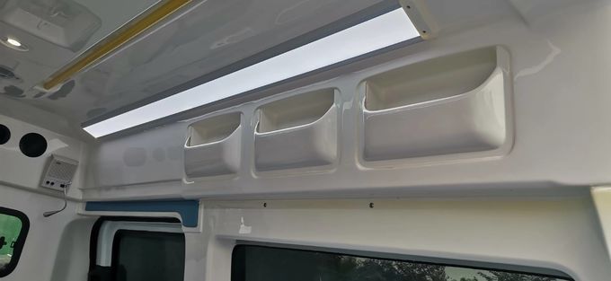 Ford Transit xe cứu thương y tế xăng 8 chỗ ngồi Ford Transit Box xe cứu thương 7