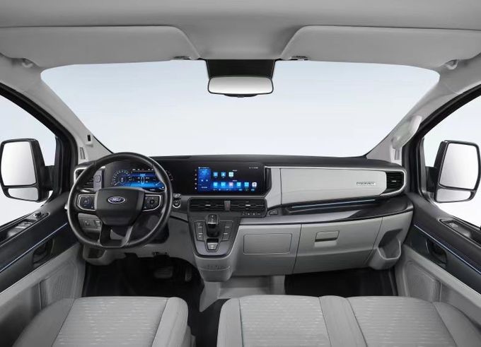 Ford V362 Xe buýt nhỏ Full Shun mới 7-9 chỗ ngồi Xe buýt xăng 4 × 2 8