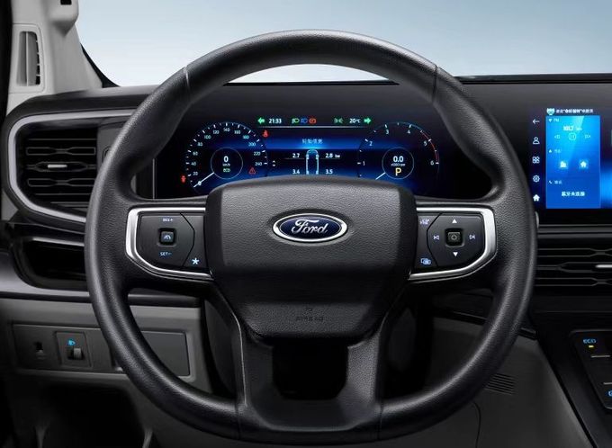 Ford V362 Xe buýt nhỏ Full Shun mới 7-9 chỗ ngồi Xe buýt xăng 4 × 2 7