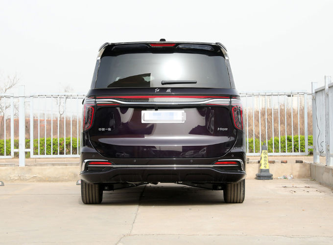 Black Hongqi 7 chỗ minivan MPV cao cấp xe khách sạn kinh doanh sang trọng 3