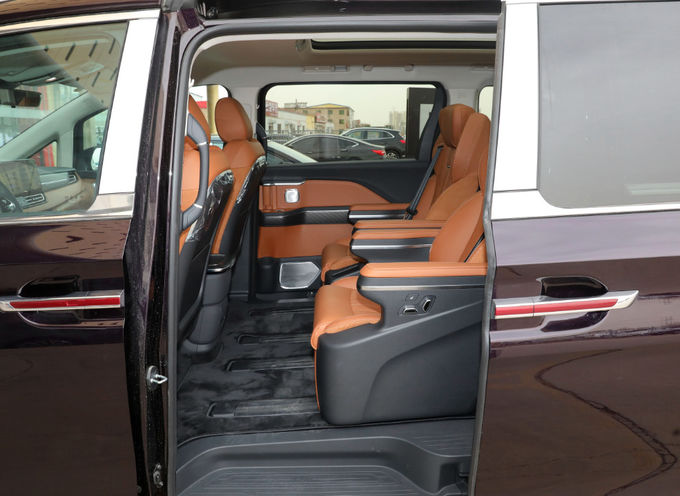 Black Hongqi 7 chỗ minivan MPV cao cấp xe khách sạn kinh doanh sang trọng 9