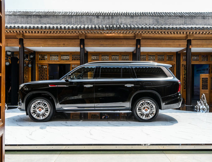 Hongqi S7 Xe sang trọng lớn Ô tô 6 chỗ ngồi 4 chỗ ngồi SUV xăng 1