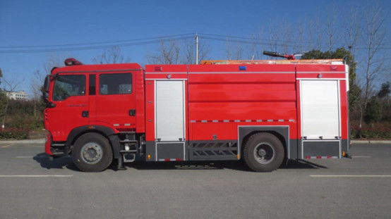 Xe cứu hỏa bồn chứa nước SINOTRUK 8000 lít 6 chỗ dẫn động cầu sau diesel hộp số tay 4×2 1
