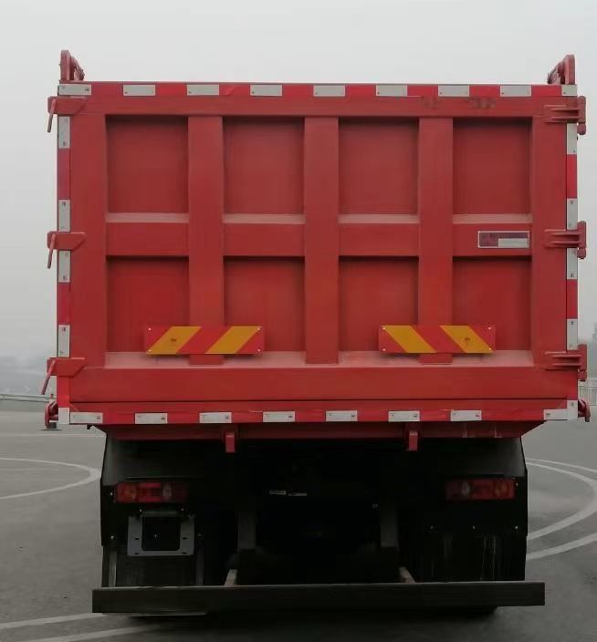 22 mét vuông 10 mét 4 trục xe tải dump diesel 3 chỗ lái sau hộp số tay 8 × 4 1