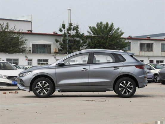 BYD Xe điện tinh khiết E2 sang trọng hai bánh xe lái 4 × 2 hộp số tự động 2