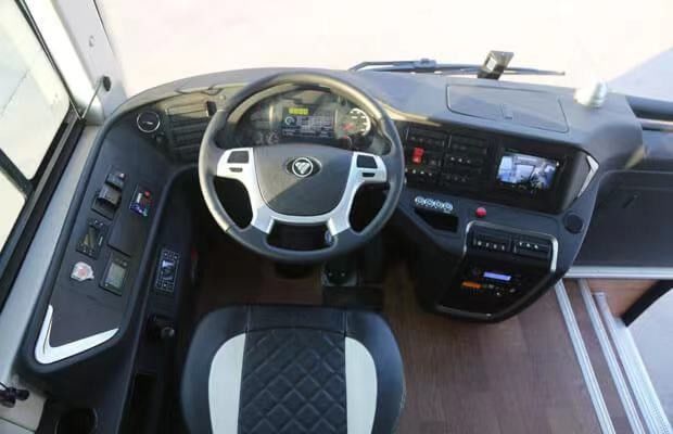 Xe buýt 50 chỗ ngồi có tầm hoạt động 450 km 4