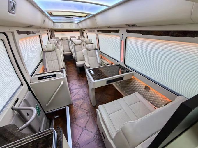 Toyota Coaster 16 chỗ xe buýt du lịch xe buýt tiếp tân kinh doanh xăng 4 × 2 hộp số thủ công 8